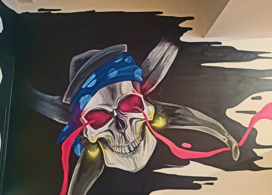 Graffiti of Los Marea created by @mawearte and @paucda_ for the Moflete by Joe Burger burger joint in Madrid, Valencia and Cuenca
